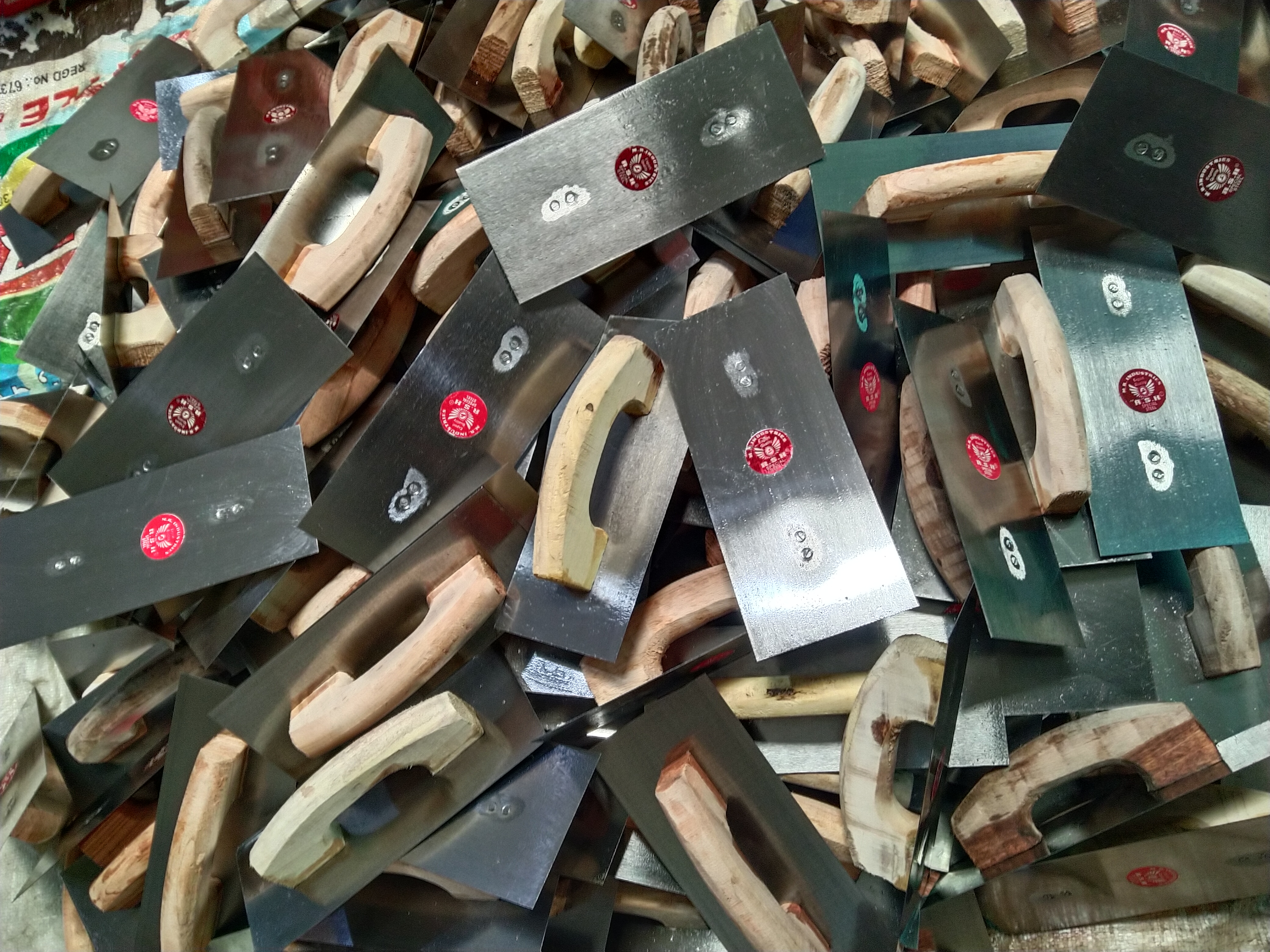 GURMALA WOODEN HANDLE